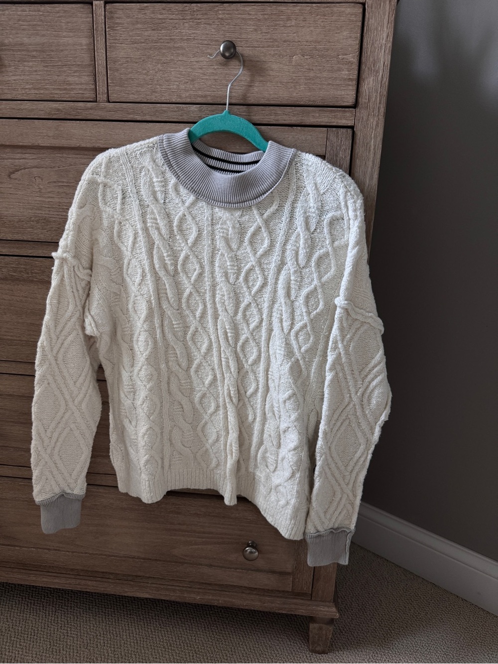 Women’s Cream Cable Knit Sweater with Contrast Collar